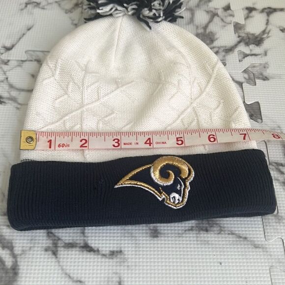 NFL Los Angeles Rams Women's Beanie Hat with Snowflake Detail - Picture 6 of 11